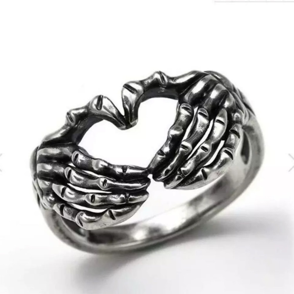 Skeleton Hands Heart ♥️ Love ring
